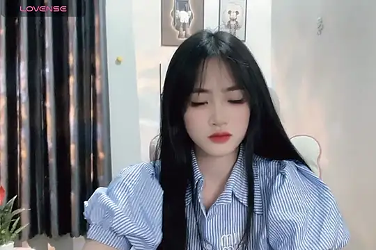 Snapshot of _Aimy_ chatting on January 16, 2025, 3:56 pm Aimy online show from January 16, 2025, 3:56 pm