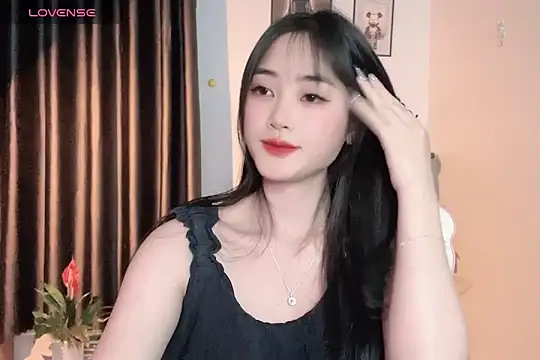 Snapshot of _Aimy_ chatting on January 21, 2025, 4:27 pm Aimy online show from January 21, 2025, 4:27 pm