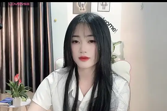 Snapshot of _Aimy_ chatting on February 14, 2025, 4:26 am Aimy online show from February 14, 2025, 4:26 am