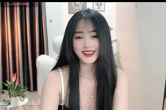 Snapshot of _Aimy_ chatting on February 14, 2025, 4:20 pm Aimy online show from February 14, 2025, 4:20 pm