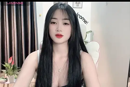 Snapshot of _Aimy_ chatting on February 14, 2025, 7:23 pm Aimy online show from February 14, 2025, 7:23 pm