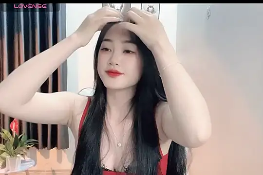 Snapshot of _Aimy_ chatting on February 15, 2025, 4:12 pm Aimy online show from February 15, 2025, 4:12 pm