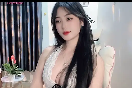 Snapshot of _Aimy_ chatting on February 25, 2025, 6:58 am Aimy online show from February 25, 2025, 6:58 am