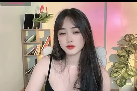 Snapshot of _Aimy_ chatting on March 5, 2025, 7:05 am Aimy online show from March 5, 2025, 7:05 am