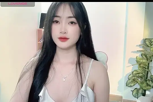 Snapshot of _Aimy_ chatting on March 5, 2025, 3:51 pm Aimy online show from March 5, 2025, 3:51 pm