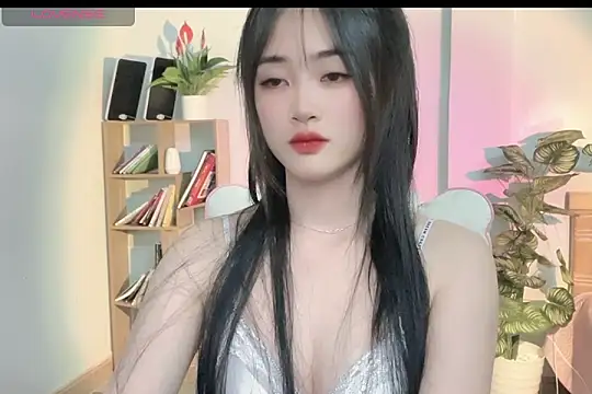 Snapshot of _Aimy_ chatting on March 19, 2025, 3:19 pm Aimy online show from March 19, 2025, 3:19 pm