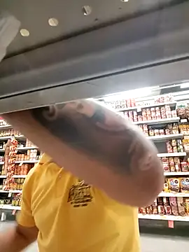 jhone3812 online show from December 10, 2024, 5:17 am