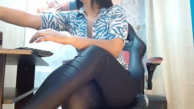 PaulinaRubio  online show from March 12, 2026, 8:15 pm