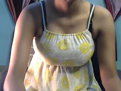 Snapshot of shrishtiGill chatting on December 21, 2024, 10:40 pm shrishtiGill online show from December 21, 2024, 10:40 pm