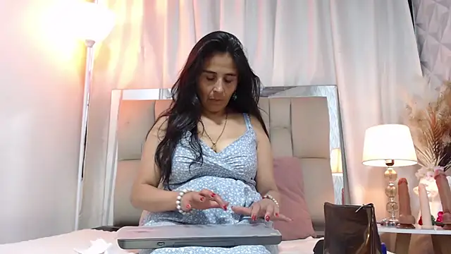 Snapshot of _Marcela__ chatting on January 27, 2025, 12:26 pm  Marcela   online show from January 27, 2025, 12:26 pm