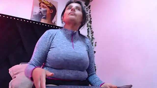 Snapshot of _Marcela__ chatting on September 20, 2025, 12:28 pm  Marcela   online show from September 20, 2025, 12:28 pm