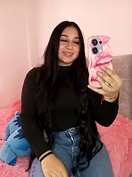 Snapshot of Juanamd1 chatting on October 23, 2025, 12:26 pm Juanamd1 online show from October 23, 2025, 12:26 pm