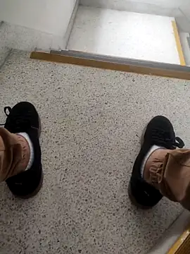 diegotorresd2312 online show from October 10, 2025, 7:13 pm