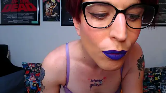 Snapshot of RyffBurnz chatting on December 26, 2024, 1:18 am RyffBurnz online show from December 26, 2024, 1:18 am