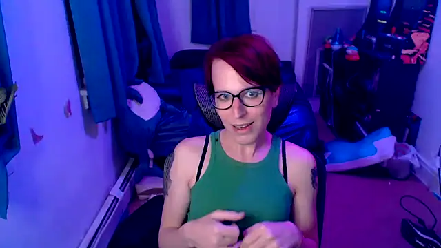 Snapshot of RyffBurnz chatting on January 6, 2025, 4:58 am RyffBurnz online show from January 6, 2025, 4:58 am