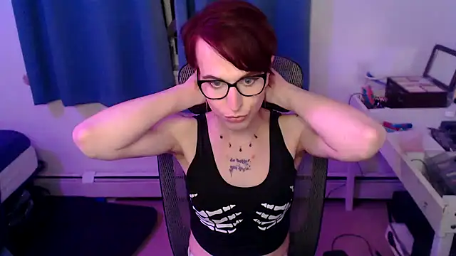 Snapshot of RyffBurnz chatting on January 15, 2025, 4:36 am RyffBurnz online show from January 15, 2025, 4:36 am