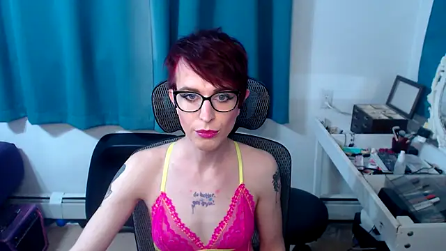 Snapshot of RyffBurnz chatting on March 12, 2025, 9:56 pm RyffBurnz online show from March 12, 2025, 9:56 pm