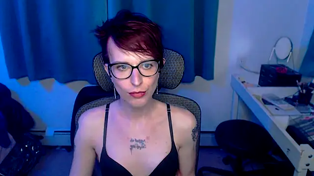 Snapshot of RyffBurnz chatting on March 18, 2025, 2:47 am RyffBurnz online show from March 18, 2025, 2:47 am