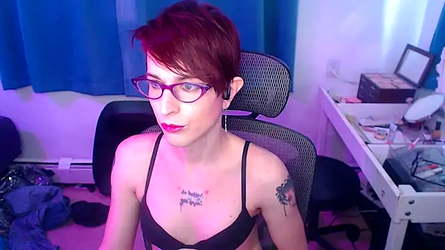 Snapshot of RyffBurnz chatting on March 21, 2025, 7:35 pm RyffBurnz online show from March 21, 2025, 7:35 pm