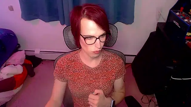 Snapshot of RyffBurnz chatting on September 18, 2025, 10:12 pm RyffBurnz online show from September 18, 2025, 10:12 pm