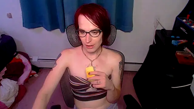 Snapshot of RyffBurnz chatting on October 1, 2025, 5:24 am RyffBurnz online show from October 1, 2025, 5:24 am