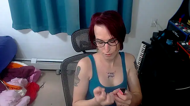 Snapshot of RyffBurnz chatting on October 14, 2025, 3:13 pm RyffBurnz online show from October 14, 2025, 3:13 pm