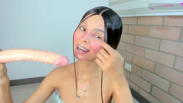 Snapshot of sofia_quiros chatting on December 23, 2024, 4:22 am sofia quiros online show from December 23, 2024, 4:22 am