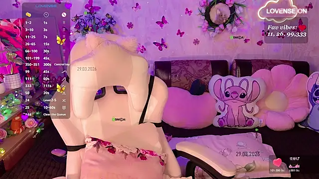 Miss SweetPeach online show from March 29, 2026, 6:41 pm