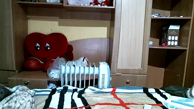 Snapshot of DennisXCaroll chatting on January 6, 2025, 6:52 pm DennisXCaroll online show from January 6, 2025, 6:52 pm