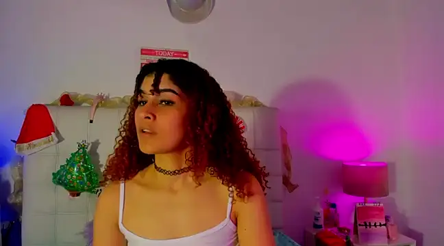 amaia escotet online show from December 10, 2024, 1:44 pm