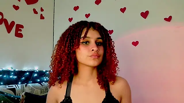 amaia escotet online show from February 28, 2025, 8:07 pm