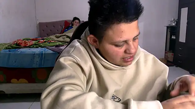 Snapshot of tatsumi_nao chatting on October 5, 2025, 1:15 am tatsumi nao online show from October 5, 2025, 1:15 am