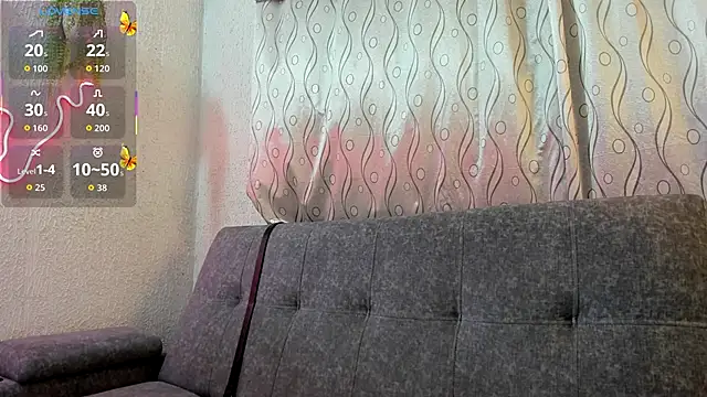 samanthaeliott22 online show from November 7, 2025, 1:05 am