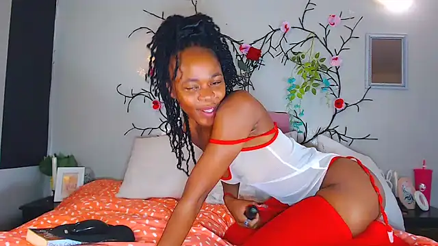 FRUITOFEDEN01 online show from March 4, 2025, 9:07 am