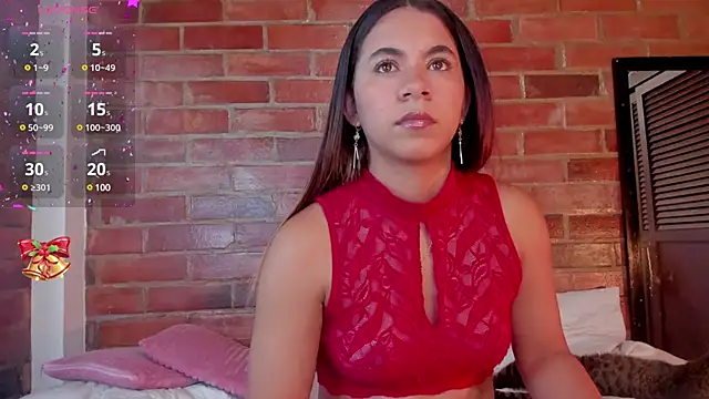 crystalvazquez online show from December 16, 2024, 10:03 pm