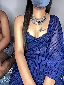 Snapshot of Suhu_love chatting on October 25, 2025, 7:52 pm Suhu love online show from October 25, 2025, 7:52 pm