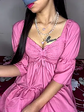 Snapshot of Suhu_love chatting on November 15, 2025, 11:32 pm Suhu love online show from November 15, 2025, 11:32 pm