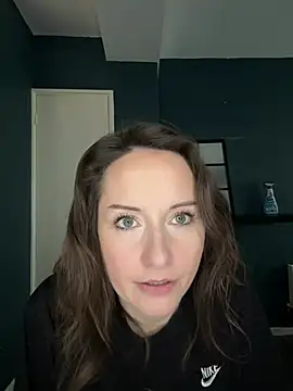 Snapshot of EmmaXXX666 chatting on February 21, 2025, 1:22 pm EmmaXXX666 online show from February 21, 2025, 1:22 pm