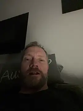 Snapshot of Rockburg chatting on January 1, 2025, 8:35 am Rockburg online show from January 1, 2025, 8:35 am