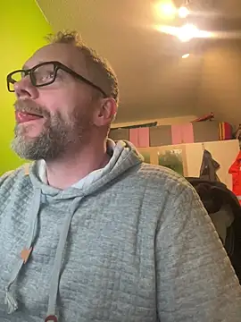 Snapshot of Rockburg chatting on February 19, 2025, 6:22 am Rockburg online show from February 19, 2025, 6:22 am