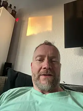 Snapshot of Rockburg chatting on March 21, 2025, 6:05 am Rockburg online show from March 21, 2025, 6:05 am