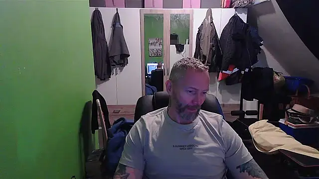 Snapshot of Rockburg chatting on September 10, 2025, 8:25 am Rockburg online show from September 10, 2025, 8:25 am