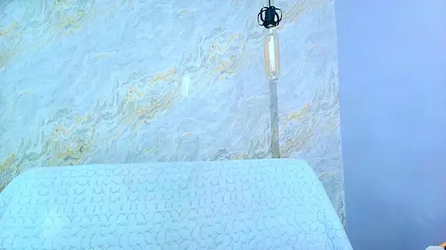 Mia candy 0 online show from November 22, 2025, 12:04 pm