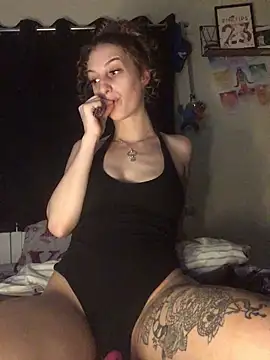 indie-rayne online show from December 12, 2024, 5:37 pm