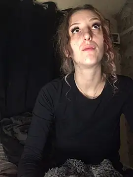 indie-rayne online show from December 13, 2024, 7:43 pm