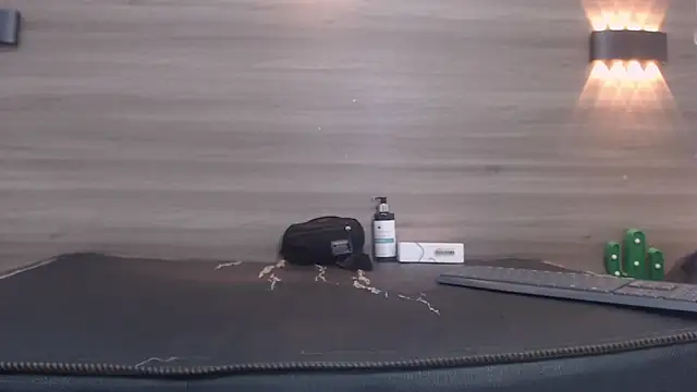 Cutie Shy  online show from January 24, 2025, 7:28 pm