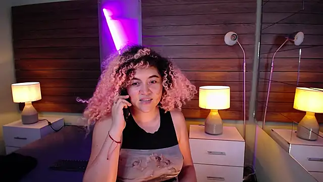 Kateryn  online show from January 17, 2025, 7:49 pm