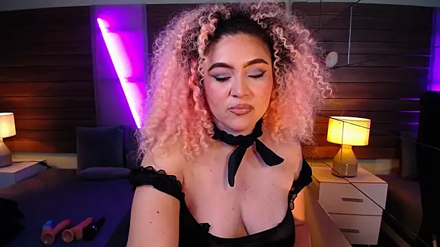 Kateryn  online show from January 21, 2025, 11:13 pm