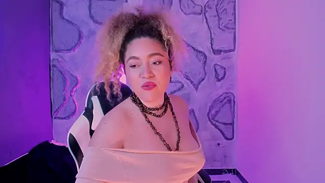 Kateryn  online show from December 4, 2025, 4:59 pm