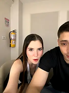 Snapshot of samantha_kevin chatting on October 27, 2025, 5:11 am samantha kevin online show from October 27, 2025, 5:11 am